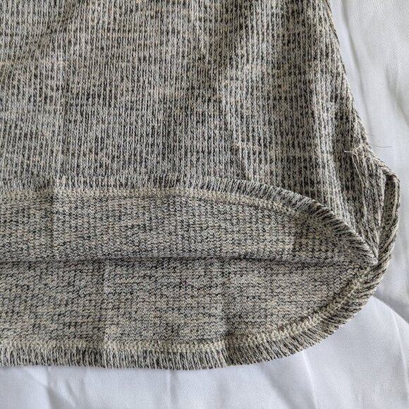 Max Studio Top Size 3X Oat Gray Ruched Sleeve Soft Ribbed Knit Comfy Blouse NWT - Picture 10 of 16